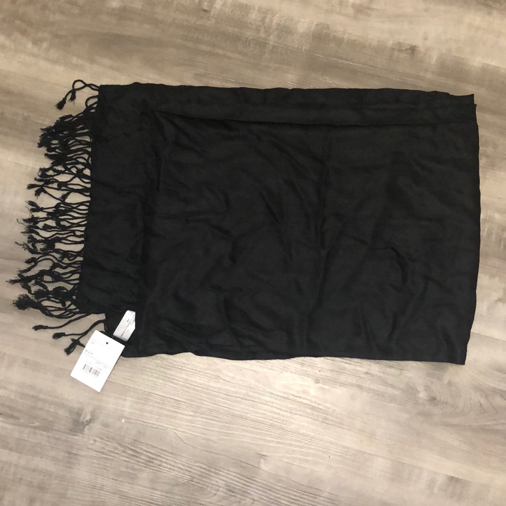 NWT black winter scarf
